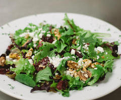 Walnut Cran and Greens