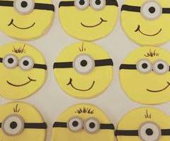 Adorable Minion Cookies